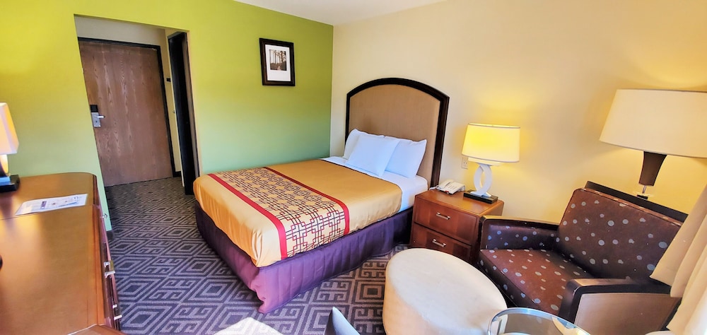 Travel Inn & Suites - Sikeston/Miner (i-55 Exit-67)