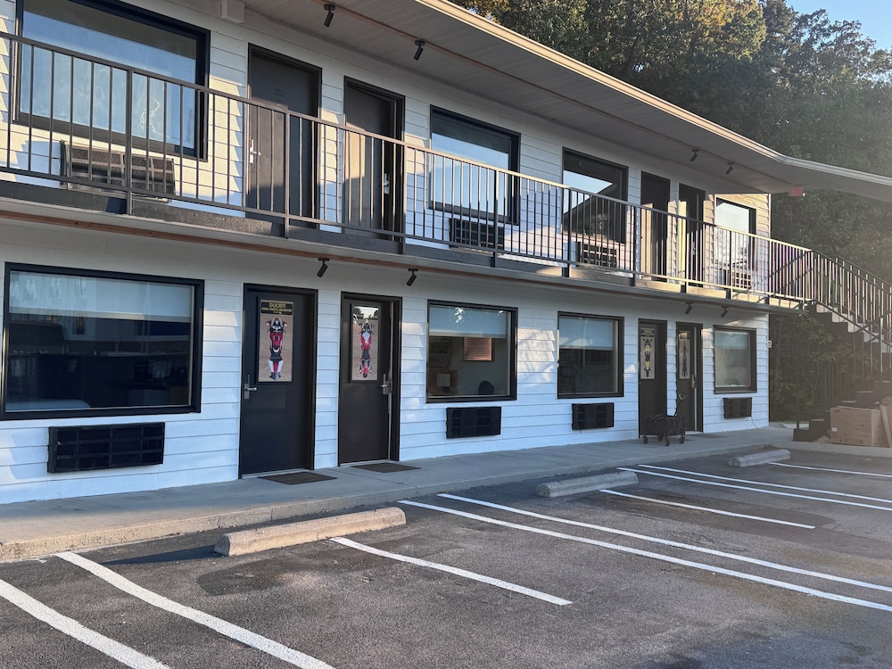 Motorcycle Inn