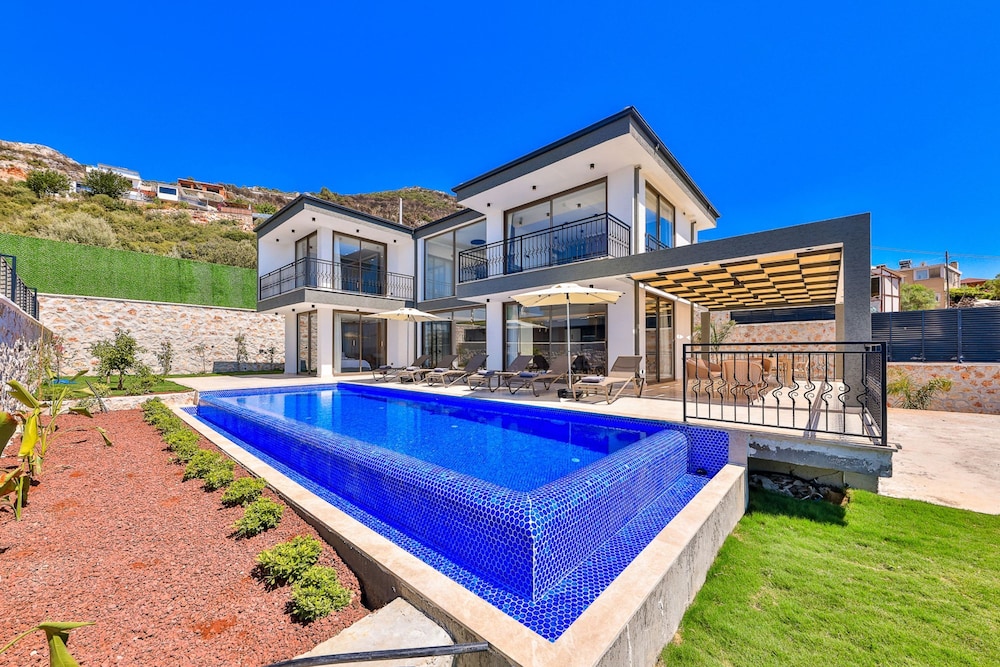 Villa Etoo in Ye ilk y Mahallesi
