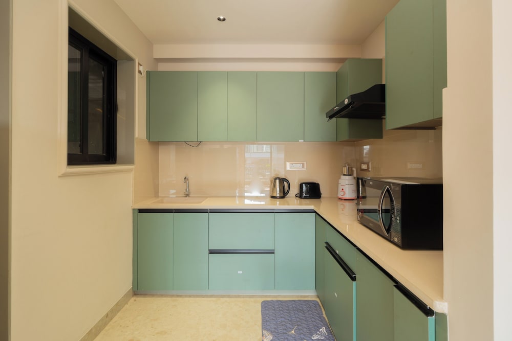 ELIVAAS Kamerios Maris 1 BHK Jacuzzi