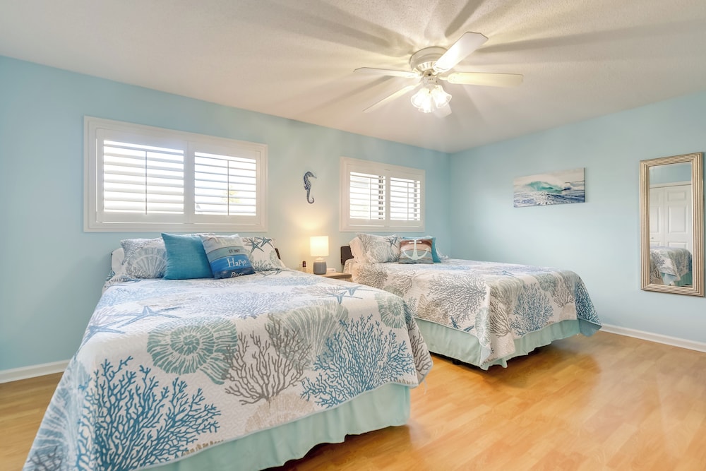 Golf Getaway w/ Pool Access: Little River Home!