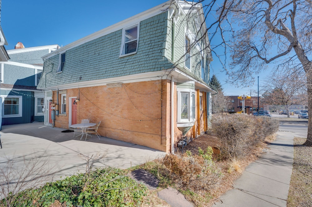 1 Mi to CU Boulder: Condo Near Pearl Street!