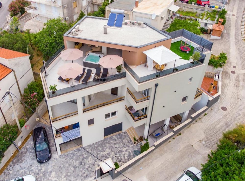 Luxury Penthouse Duce