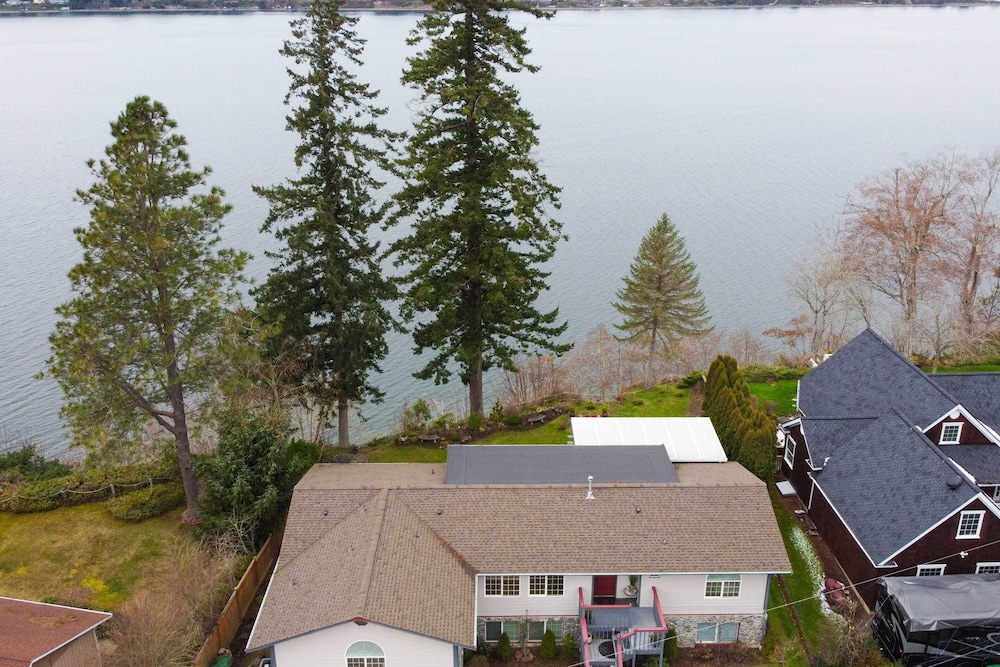 1 Mi to Burfoot Park: Olympia Apt w/ Scenic Views view 5