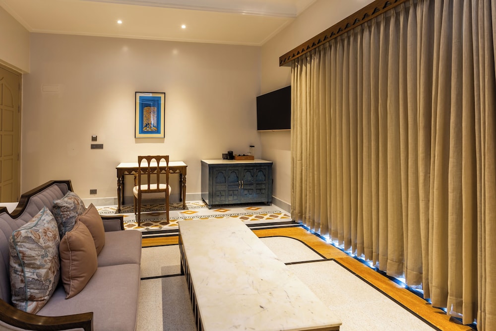 DEV BAGH LUXURIOUS PRIVATE SUITES