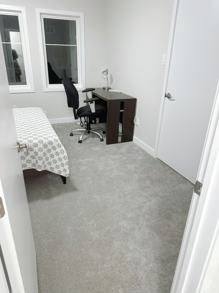 Private bedroom