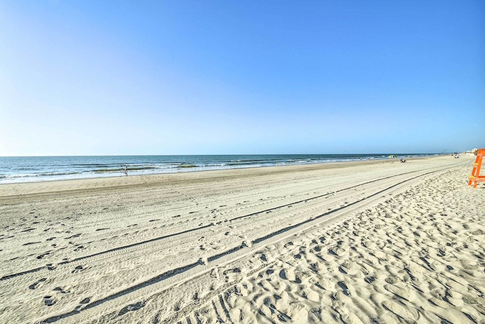 Steps to Shore: Family Retreat in Myrtle Beach