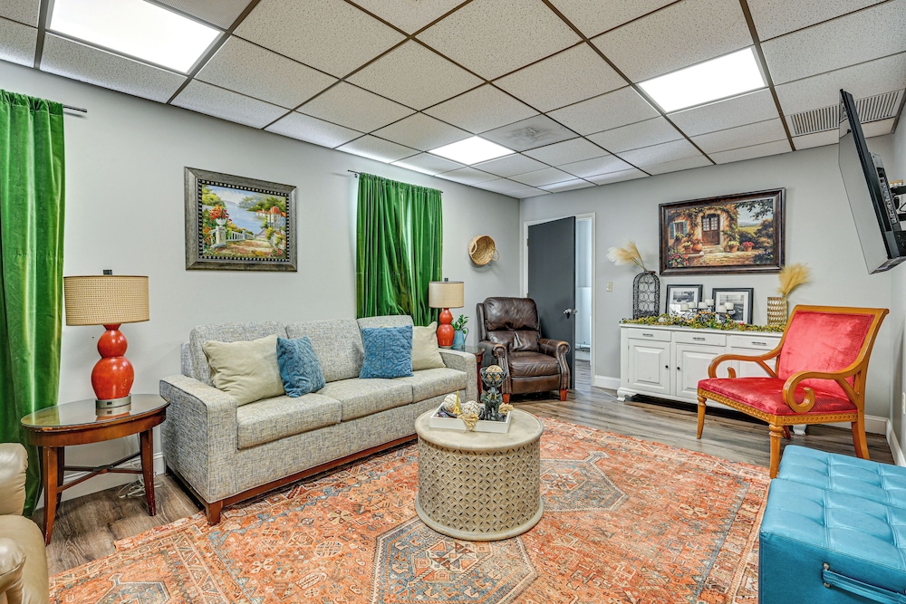 lounge