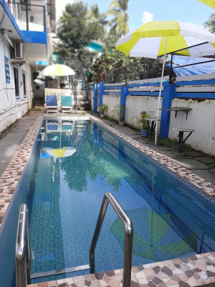 Casa Almeida Guest House