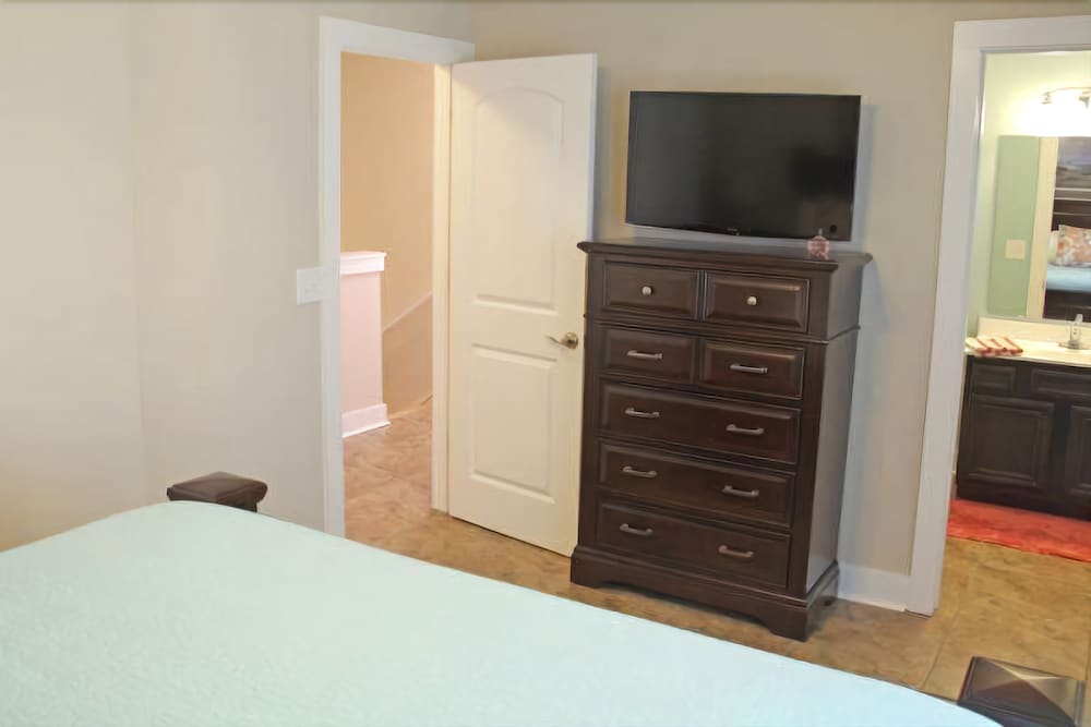 South Beach Cottages - 2701R Apartment 4