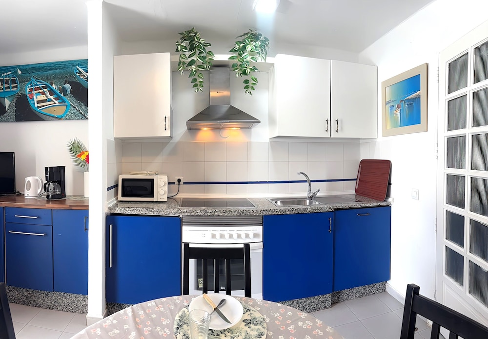 Apartment Florencia With Pool & Wifi in Puerto del Carmen, Lanzarote
