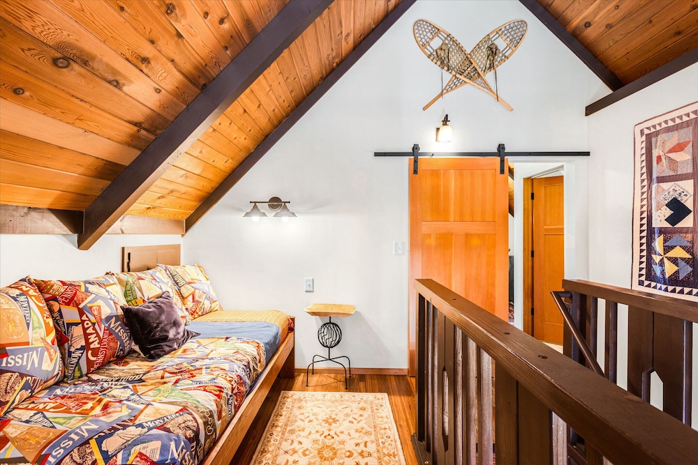 Cottonwood Chalet in Packwood