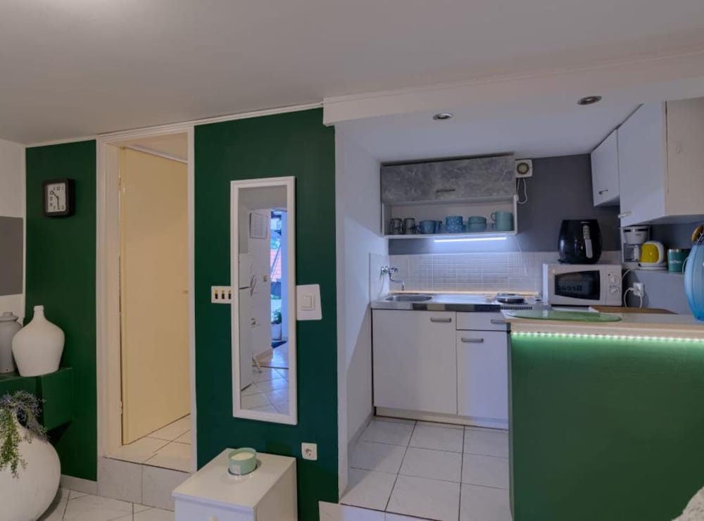 Sunset Tides Apartments With Terrace and Sea View