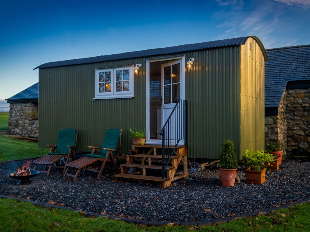 The Pleasant Hut at Mount Pleasant Farm