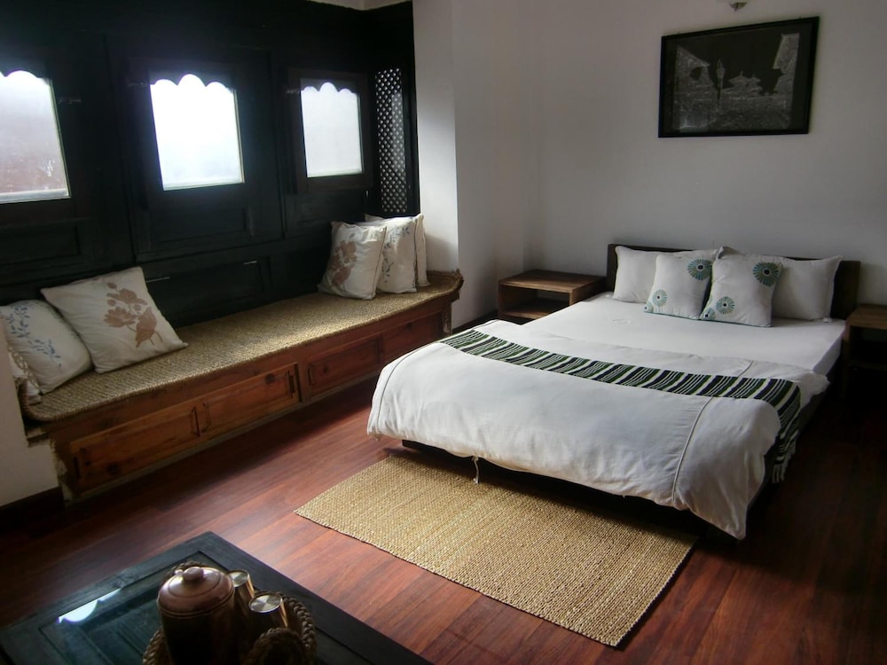 Peacock Guesthouse 2
