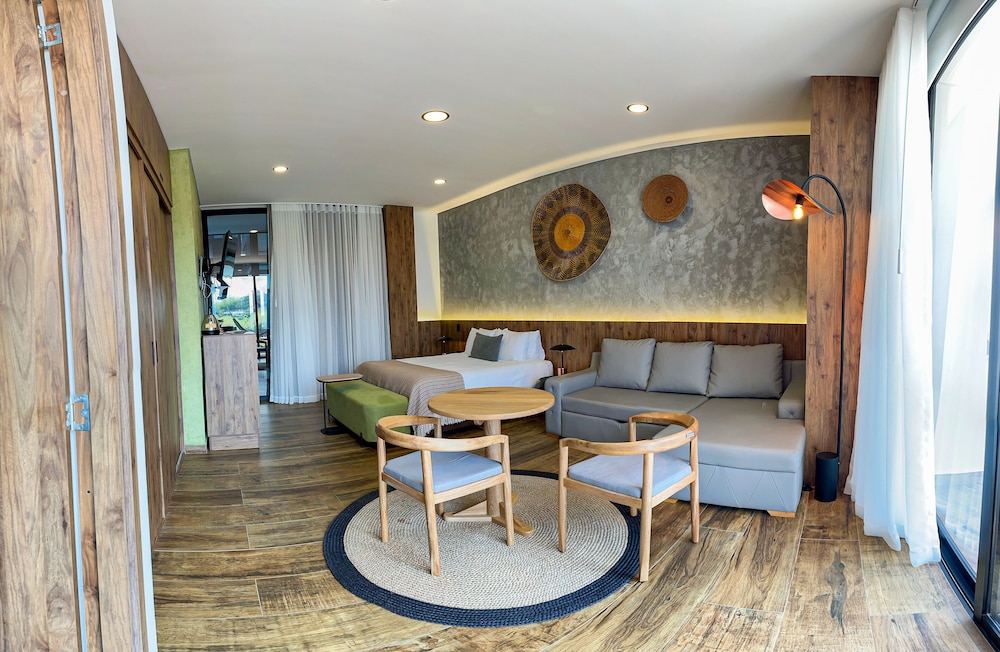Vivanti Resort 42