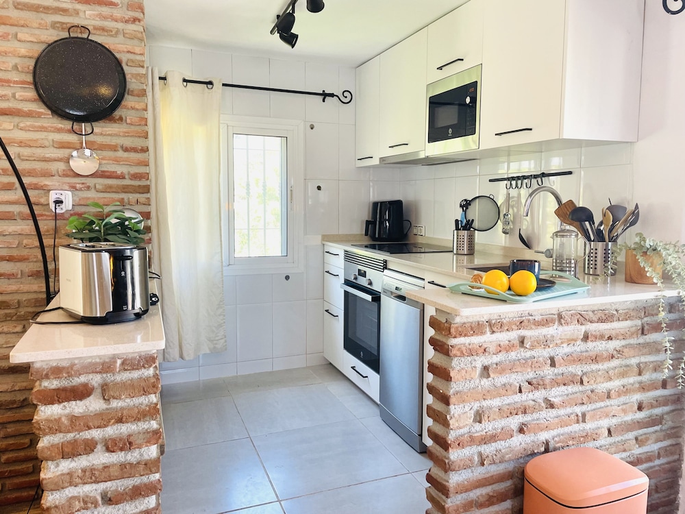 Villa Jina con Piscina by At Home Costa del Sol