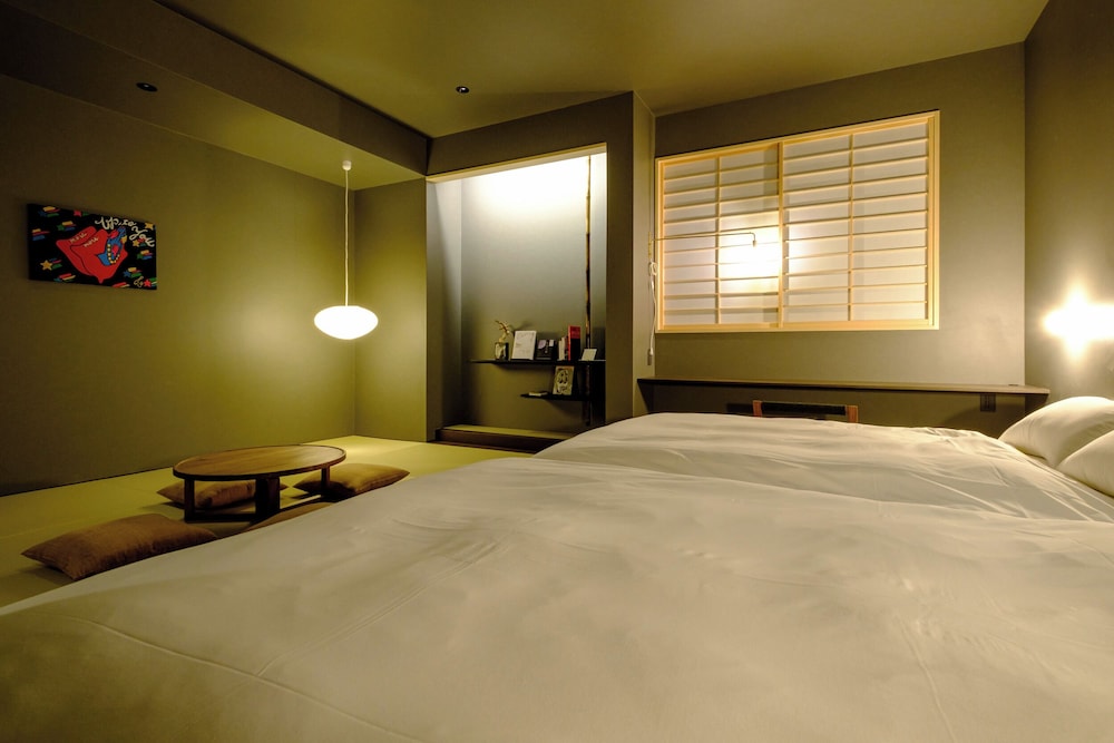 YANAKA SOW