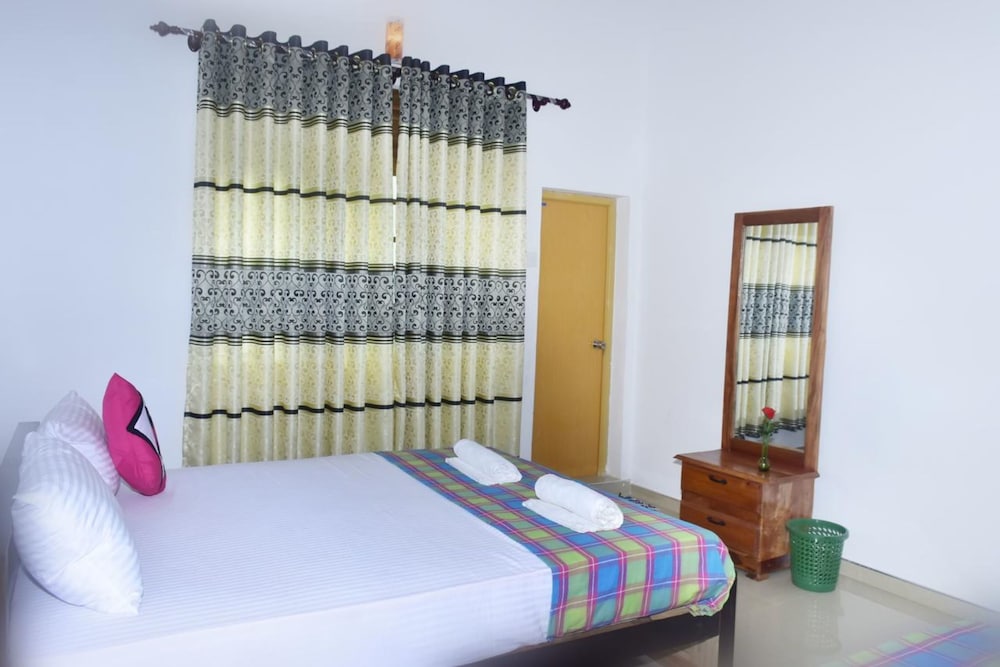Hotel Nimjaya view 4