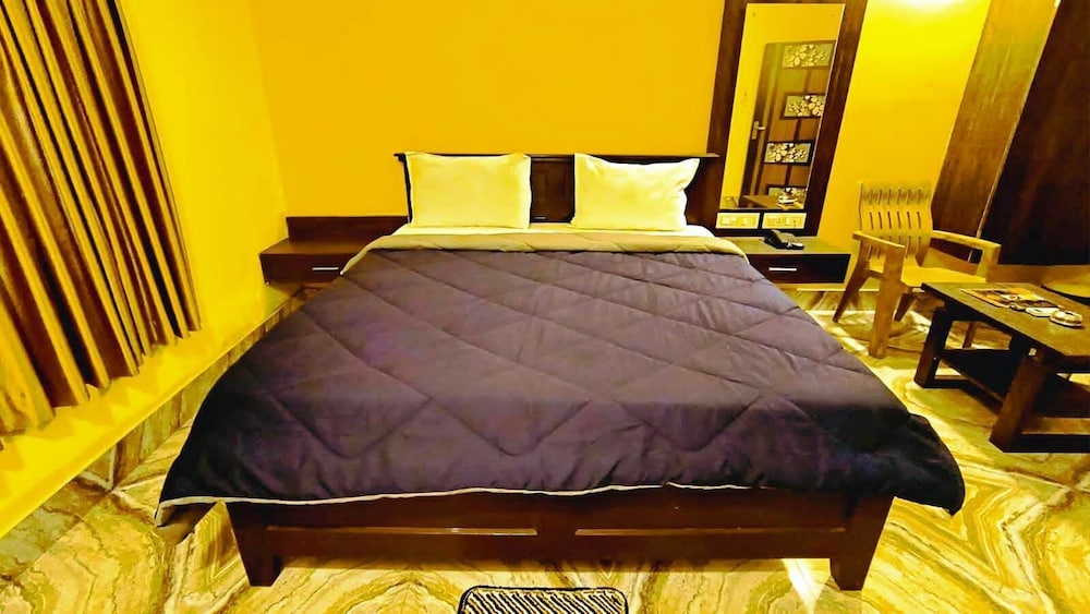 Hotel Crown of Digha
