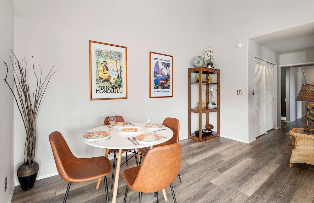 Fairway & Ocean Views - Updated Top Floor - AC- Vrkcv