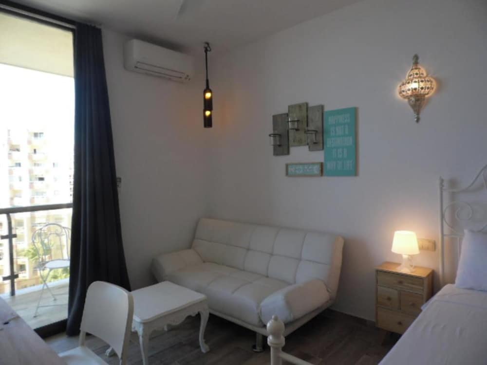 Apartamentos Puerto Marina