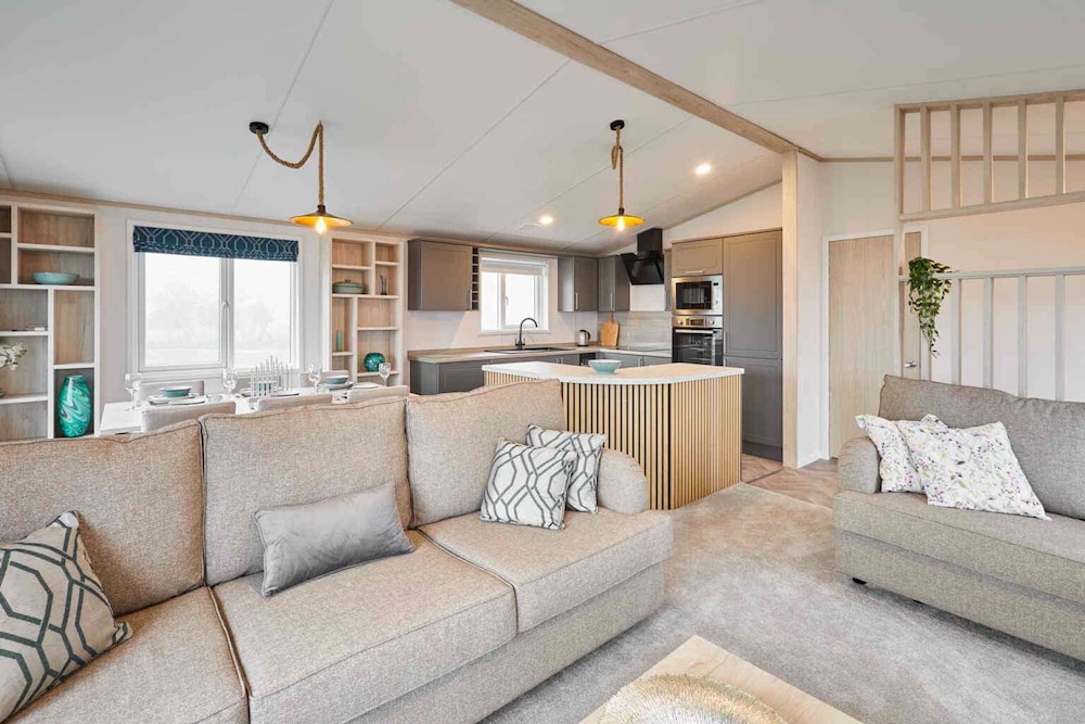 Host Stay Linden Lodge Ashdown Retreat