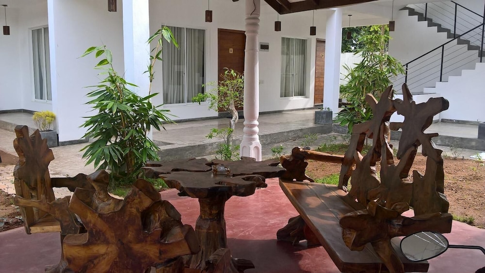 OYO 265 Shimada Villa