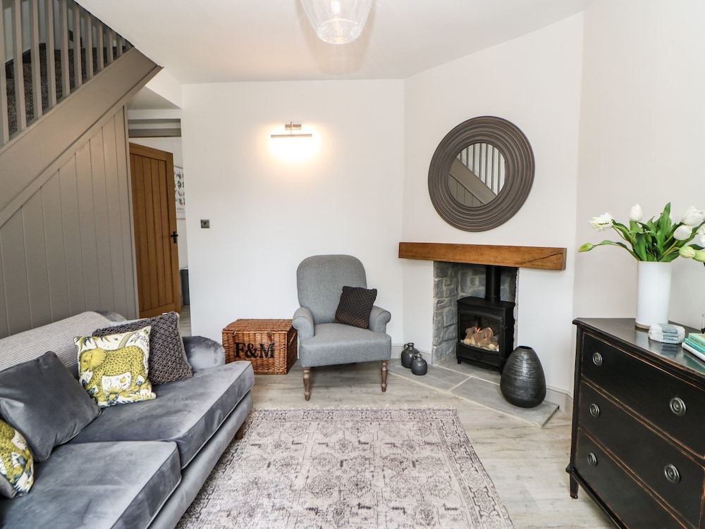 22A Taylors Cottage