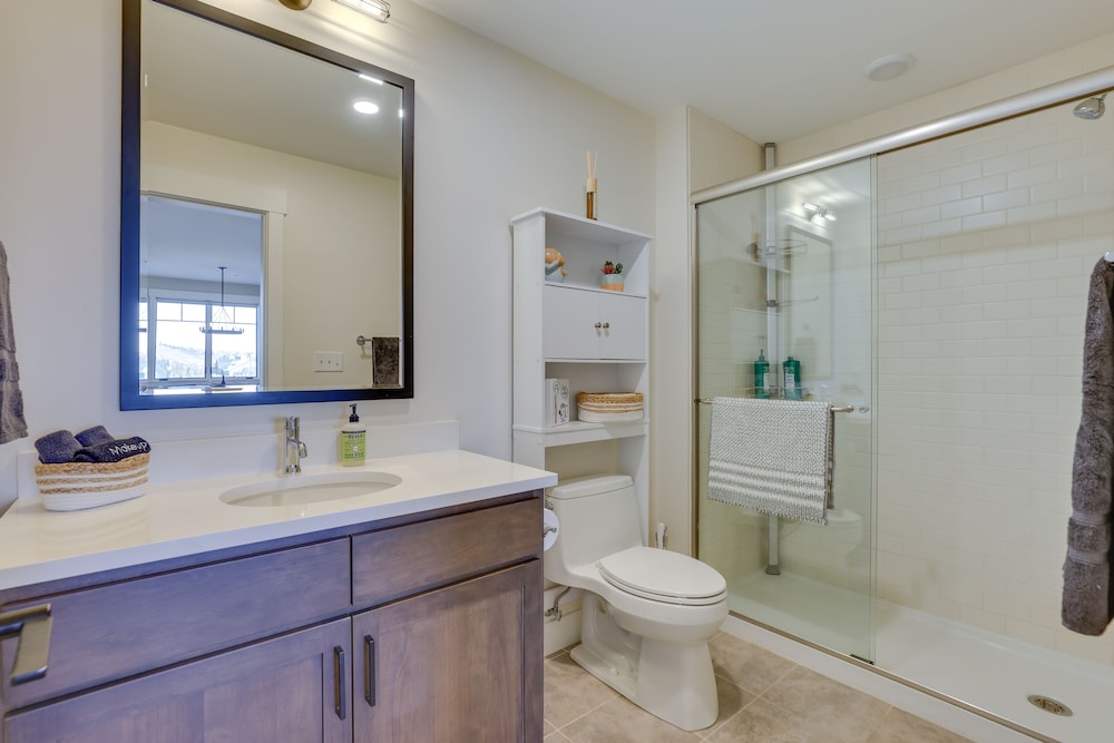 Winter Park Condo w/ Balcony ~ 4 Mi to Slopes