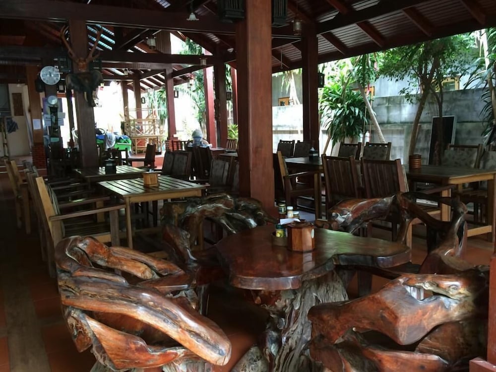 Haad Yao Resort