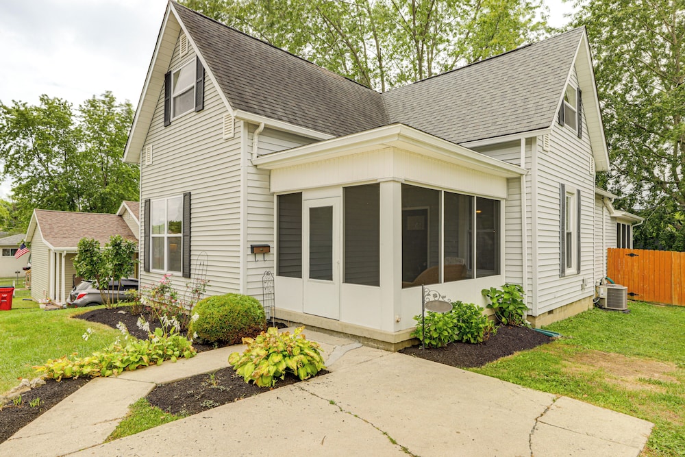 Modern Comfort Near Columbus: Home w/ Yard & Porch