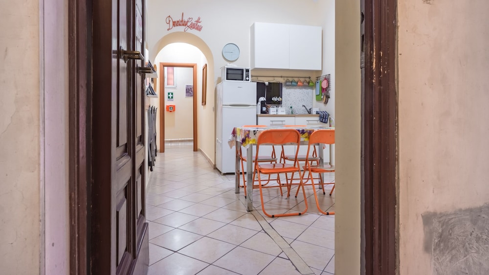 Domenichino guest house