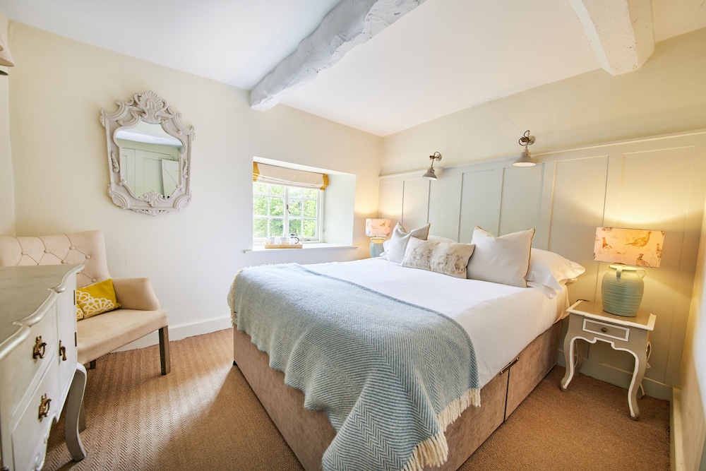 The Plough Inn
