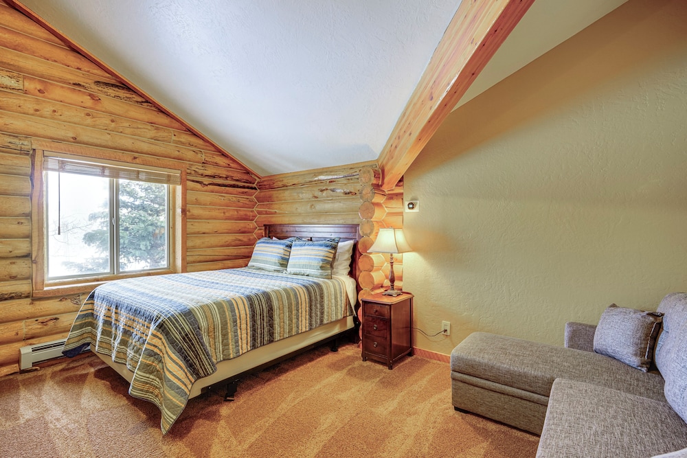 10 Mi to Deer Valley: Mtn-view Gem w/ Game Room