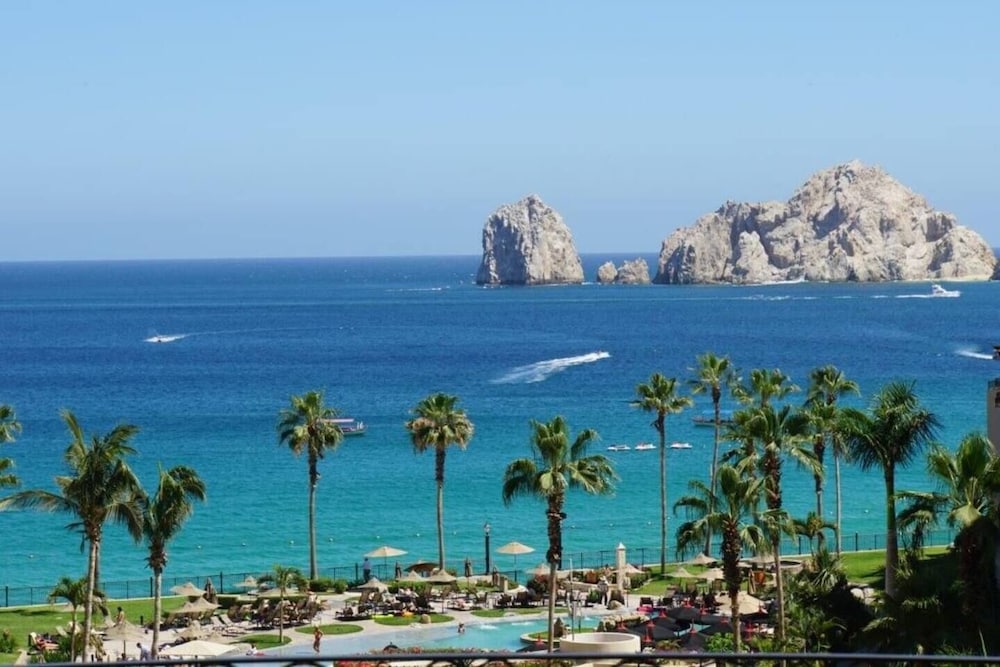 Del Palmar Villa 2