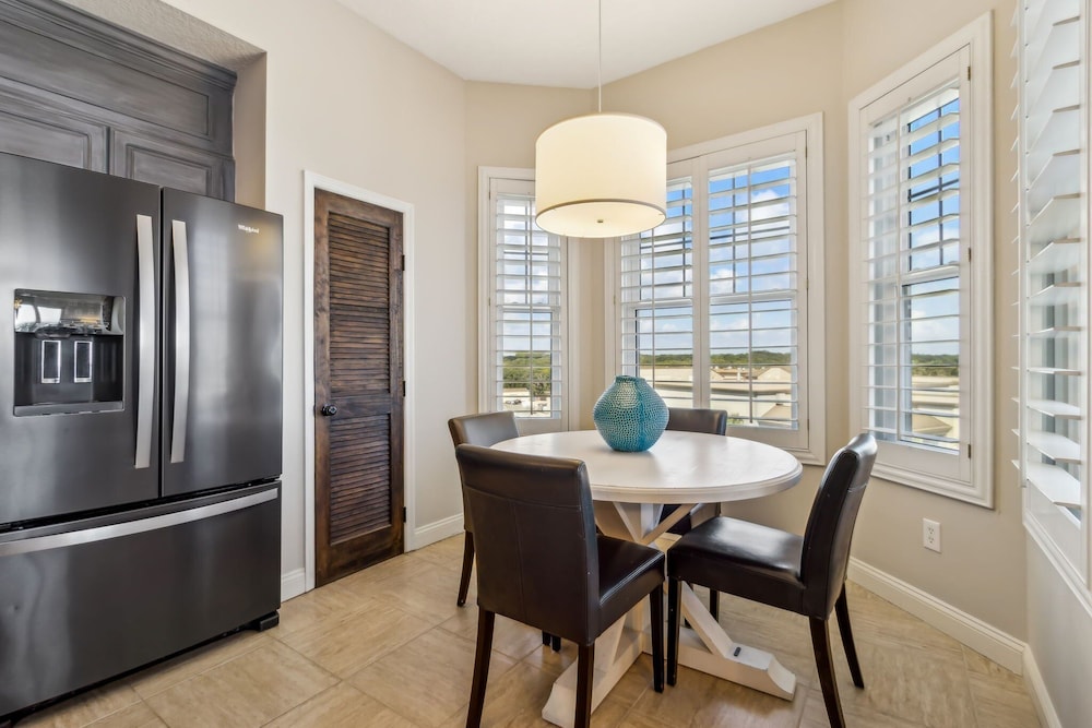 21 Ocean Place 3 Bedroom Condo