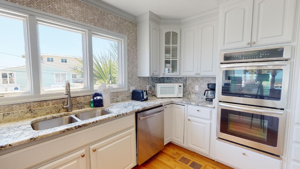 1711-A Strand Avenue by Tybee Vacation Rentals