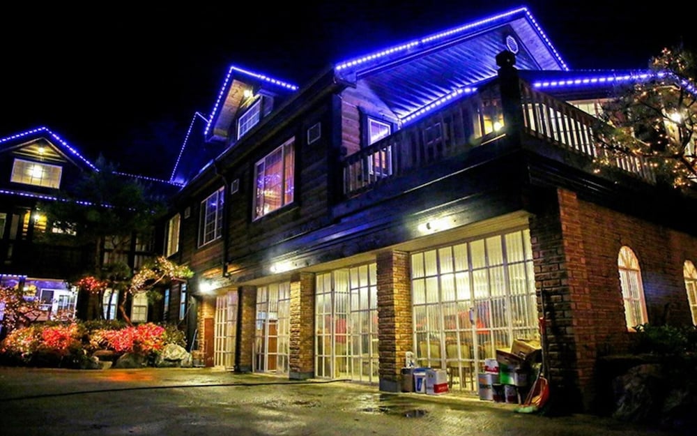 Taean Oak Vill Pension