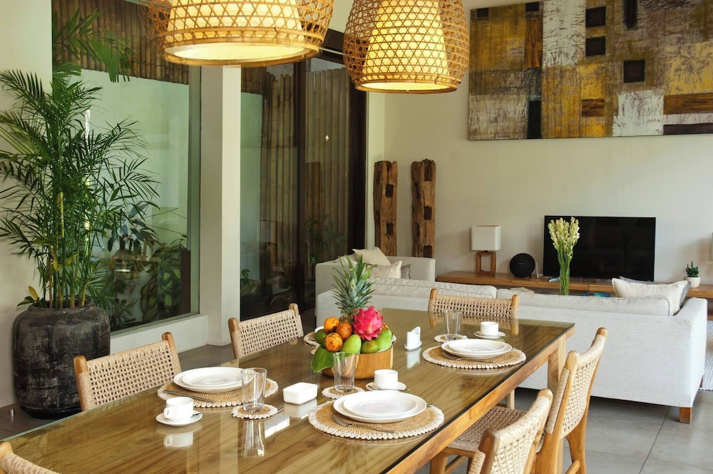 Bestseller Modern 2br Villa In Heart Of Seminyak view 2