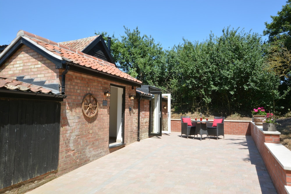 Carriage House, Bruisyard