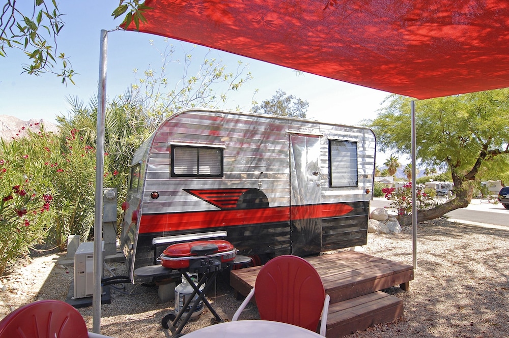 Palm Canyon Hotel & RV Resort
