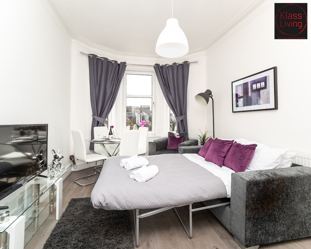 One Bedroom Apartment by Klass Living Serviced Accommodation Rutherglen - Crossroads Apartment With WiFi and Parking view 3