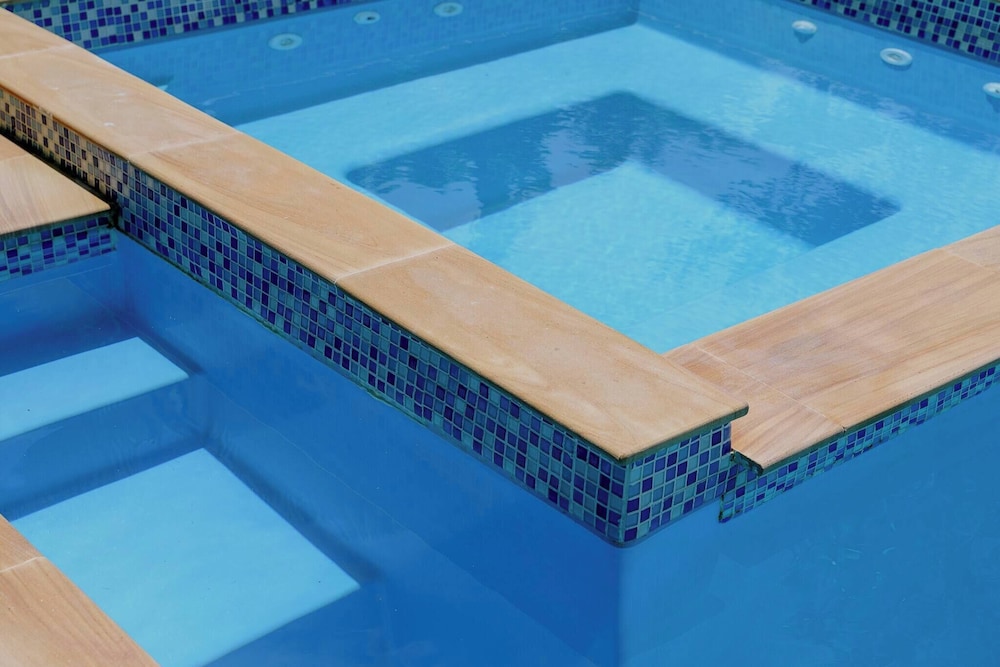 Cyngam Retreat- A Private Pool Villa With Service