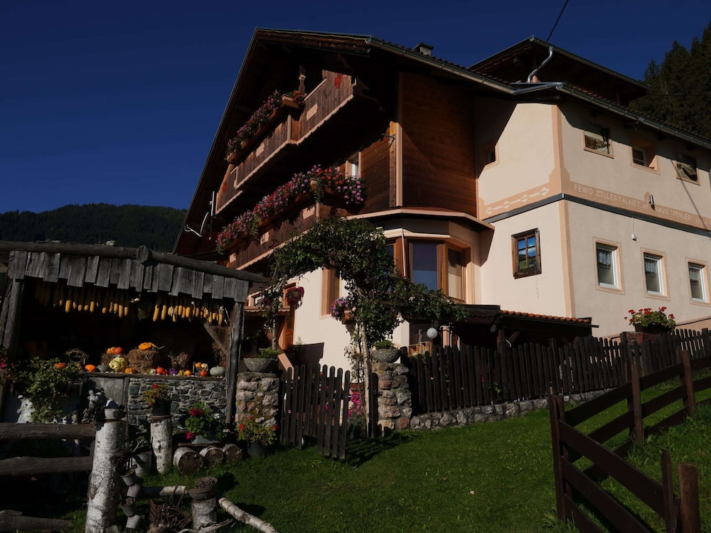 Apartment in Hippach With Mountain Views