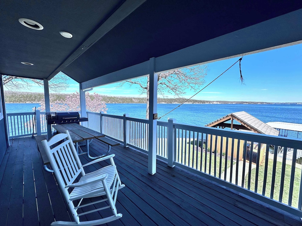 The Tiki House Stay for 28!