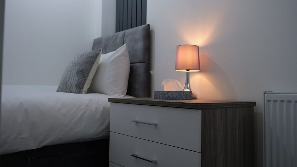 Modern House - 3 Bedrooms - 1 Bath - Mancity