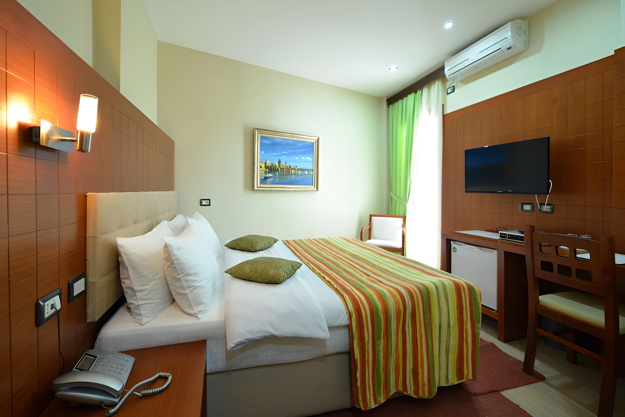 City Hotel Tirana