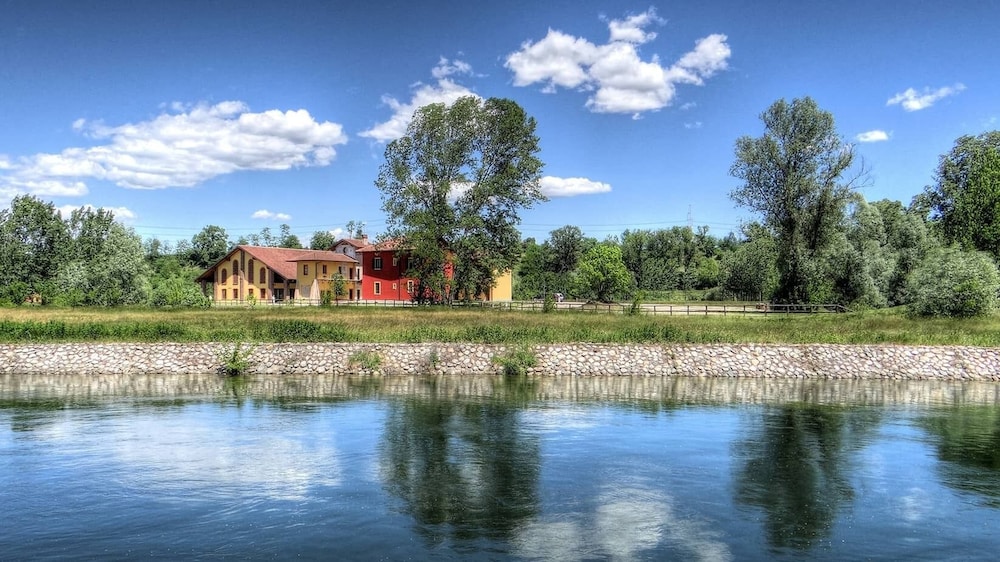 Hotel Cascina Galizia - Image 1