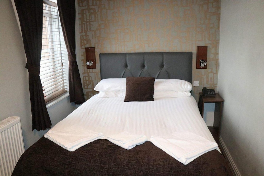 The Griffin Inn Hotel - Image 5